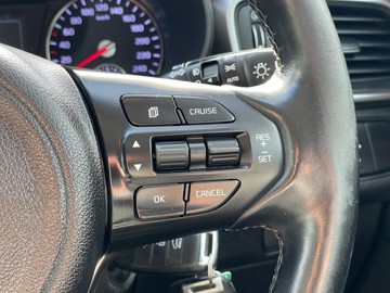 https://dvg-vehicle-assets.s3.amazonaws.com/W011997/1bexspgnzpvyla19klz9bpx05.jpg