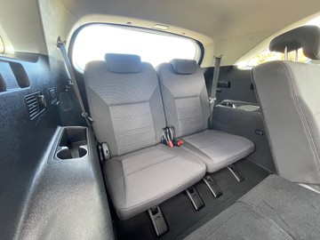 https://dvg-vehicle-assets.s3.amazonaws.com/W011997/ekhs9to1mlij4t7u7yw54g2if.jpg