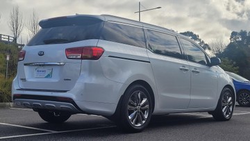 https://dvg-vehicle-assets.s3.amazonaws.com/W012037/5j65f677vtj3860u0r9geu46v.jpg