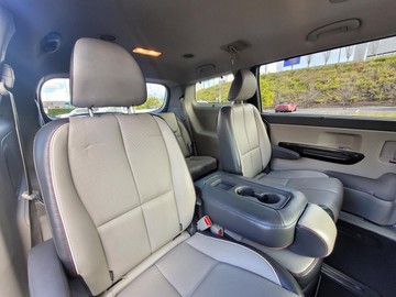 https://dvg-vehicle-assets.s3.amazonaws.com/W012037/brywj47b8z6t12dy8b7cix3hb.jpg