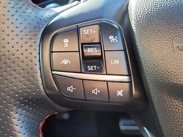 https://dvg-vehicle-assets.s3.amazonaws.com/W012143/41s1lr3d18iz8b57m8ft8a7bg.jpg