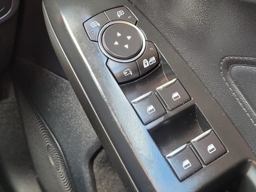 https://dvg-vehicle-assets.s3.amazonaws.com/W012143/5gr5a3nsylxur2m8uxq1iwqe9.jpg