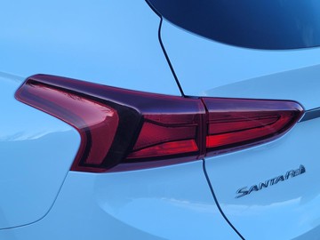https://dvg-vehicle-assets.s3.amazonaws.com/W012209/aco8azob9bty7xfdyge579v10.jpg
