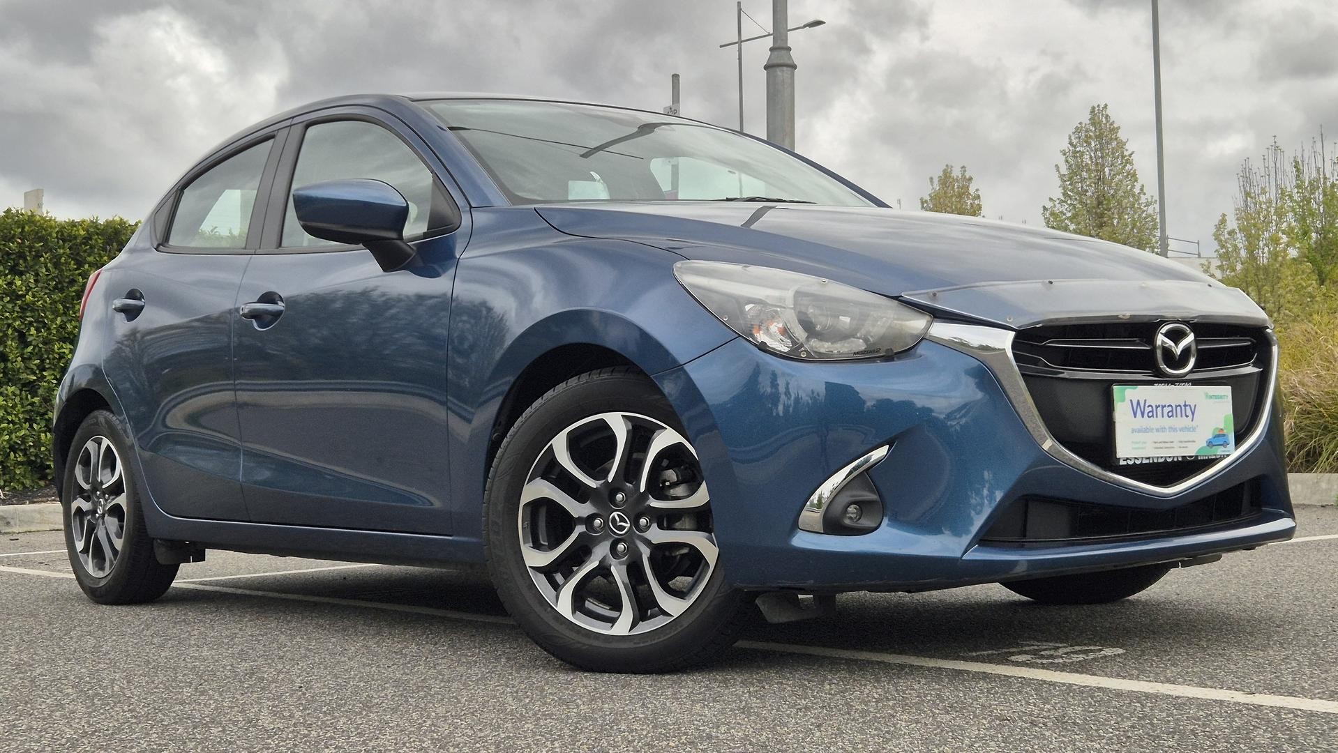 Mazda 2 image 1