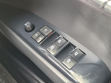 https://dvg-vehicle-assets.s3.amazonaws.com/W012273/f1zcu1abhkp9i6b04wcqhnjei.jpg