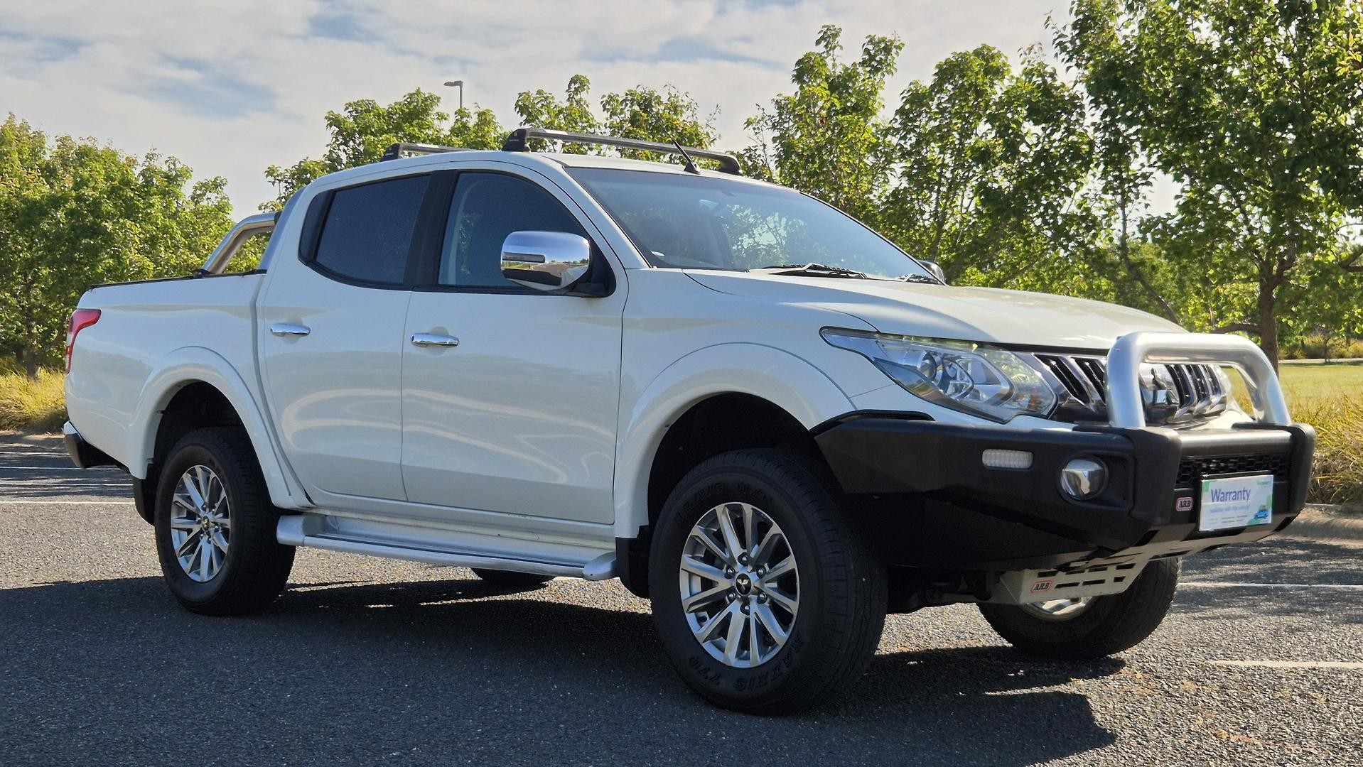 Mitsubishi Triton image 2