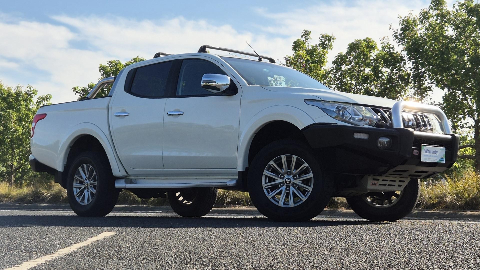 Mitsubishi Triton image 1