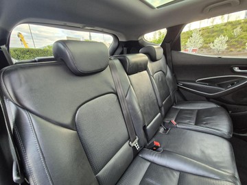 https://dvg-vehicle-assets.s3.amazonaws.com/W012297/95dmy1zwhxjyz2fy18ufjbbae.jpg