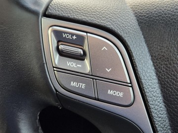 https://dvg-vehicle-assets.s3.amazonaws.com/W012297/aukrukbn3wgrvla2kvh6f5e4x.jpg