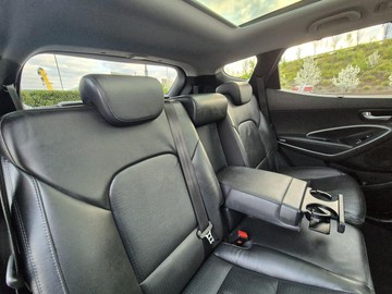 https://dvg-vehicle-assets.s3.amazonaws.com/W012297/c9jbyz6ea7g559x6vjau8lxj9.jpg