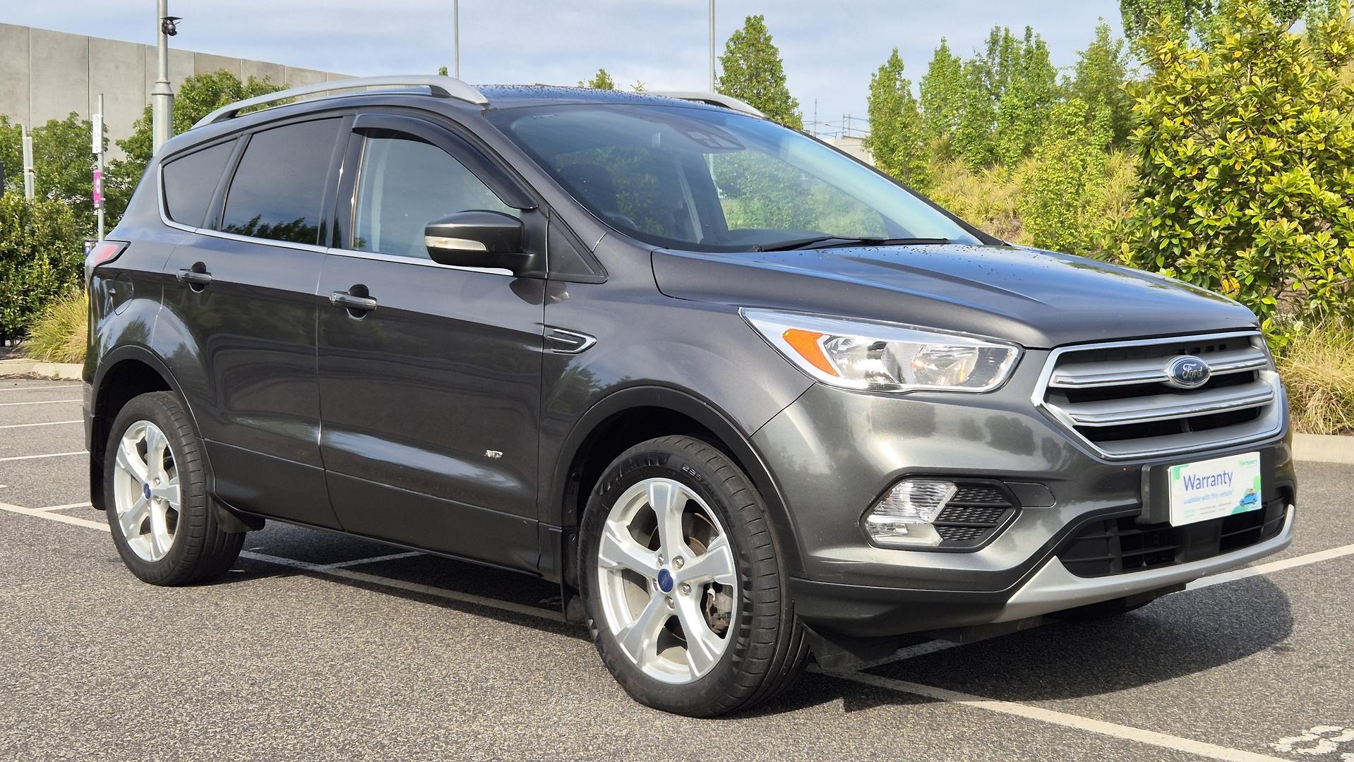 Ford Escape image 2