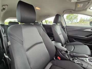 https://dvg-vehicle-assets.s3.amazonaws.com/W012309/3cmke9wdc1906zr7ap8doa9pg.jpg