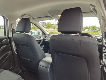 https://dvg-vehicle-assets.s3.amazonaws.com/W012309/8etwoxvyzr8hbwdph125wggn6.jpg