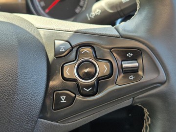 https://dvg-vehicle-assets.s3.amazonaws.com/W012310/1oub97o3ccj34i9rv4ct4epia.jpg