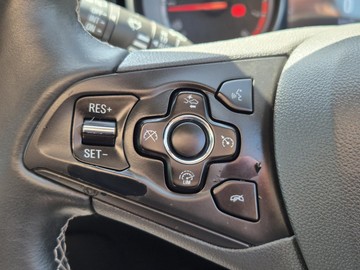 https://dvg-vehicle-assets.s3.amazonaws.com/W012310/9iaod8jop6n9o9i9tlcmqg4gf.jpg