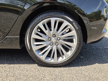 https://dvg-vehicle-assets.s3.amazonaws.com/W012310/aor2l8zhenmo05uh56pi7ggwp.jpg