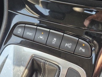 https://dvg-vehicle-assets.s3.amazonaws.com/W012310/cx425782vyw6mi9tqzpf6ncjt.jpg