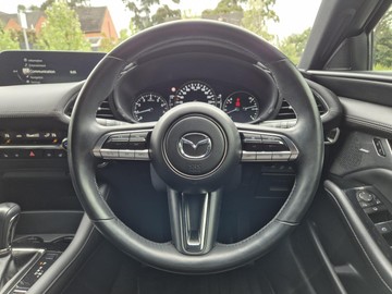 https://dvg-vehicle-assets.s3.amazonaws.com/W012327/6p0fofs4sqjyga8ilwus2odge.jpg