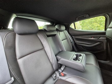 https://dvg-vehicle-assets.s3.amazonaws.com/W012327/7fgmdq0hp9n8jwhmi2of0fsj6.jpg