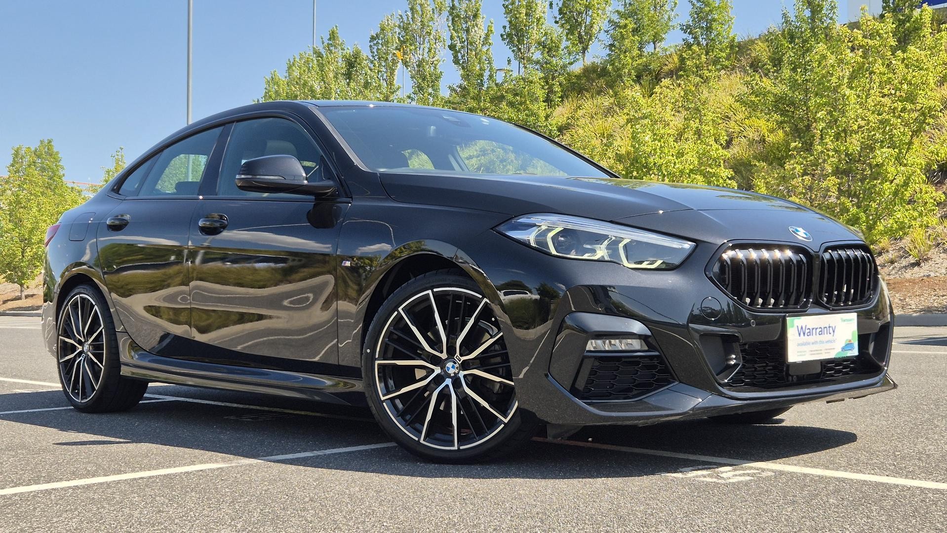 BMW 2 Series image 1