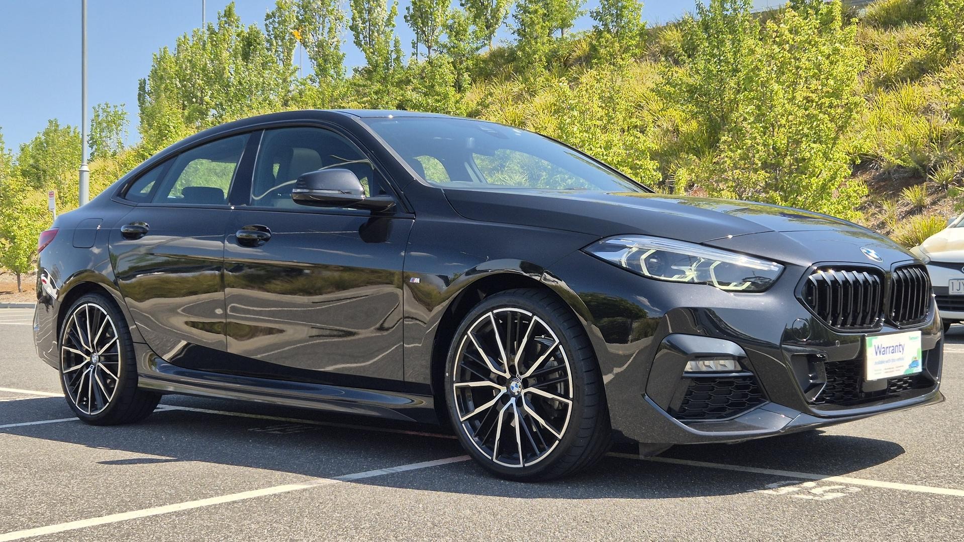 BMW 2 Series image 2