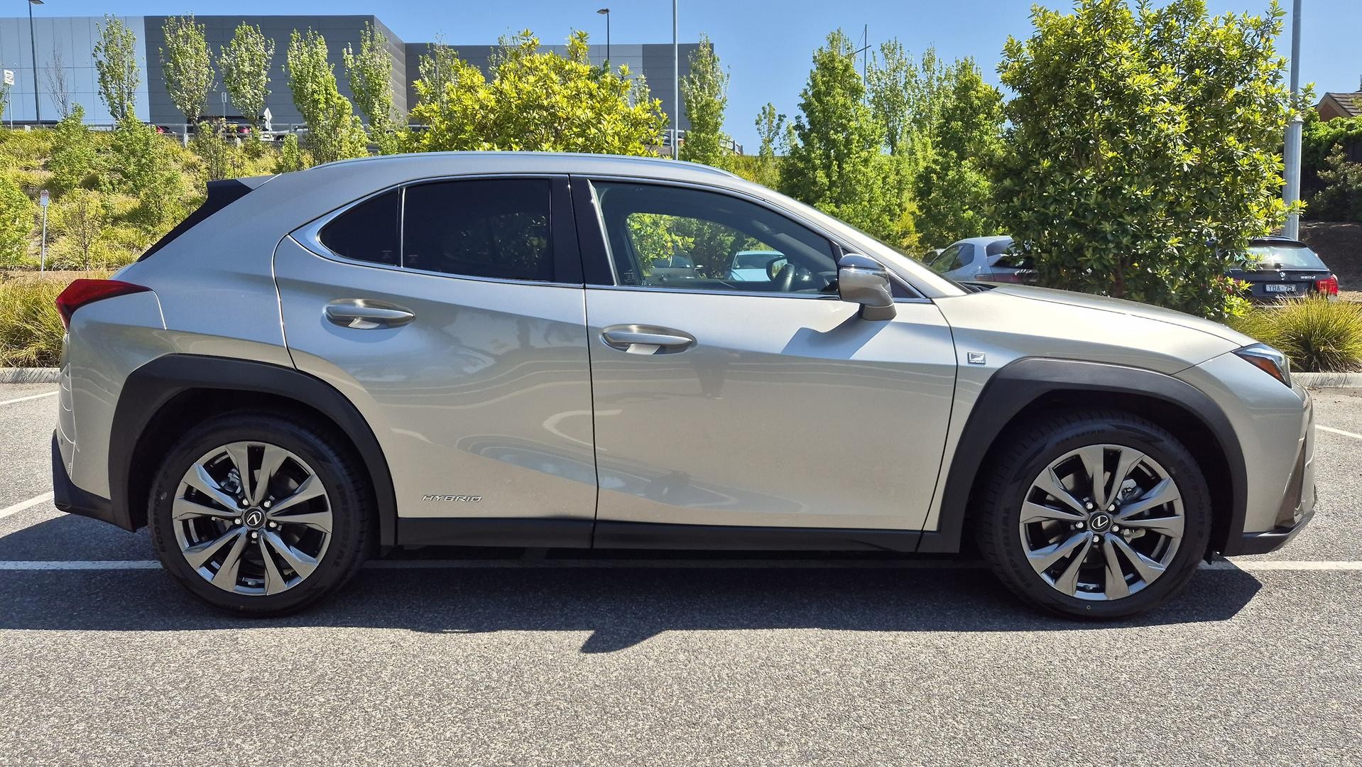 Lexus Ux image 3