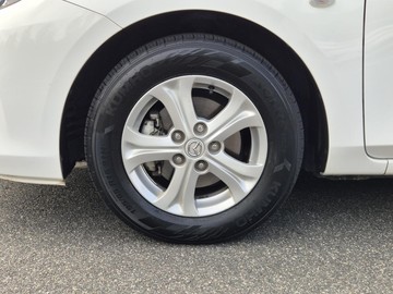 https://dvg-vehicle-assets.s3.amazonaws.com/W012358/6hudm6oo80f9356aqmye6d03n.jpg