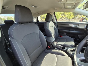 https://dvg-vehicle-assets.s3.amazonaws.com/W012388/8akwra5xf19wwmwljdvm6hsyi.jpg