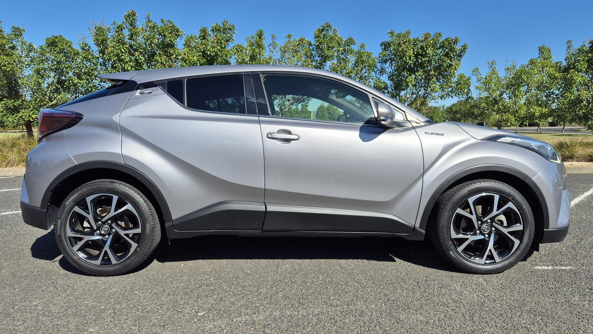 Toyota C-hr image 4