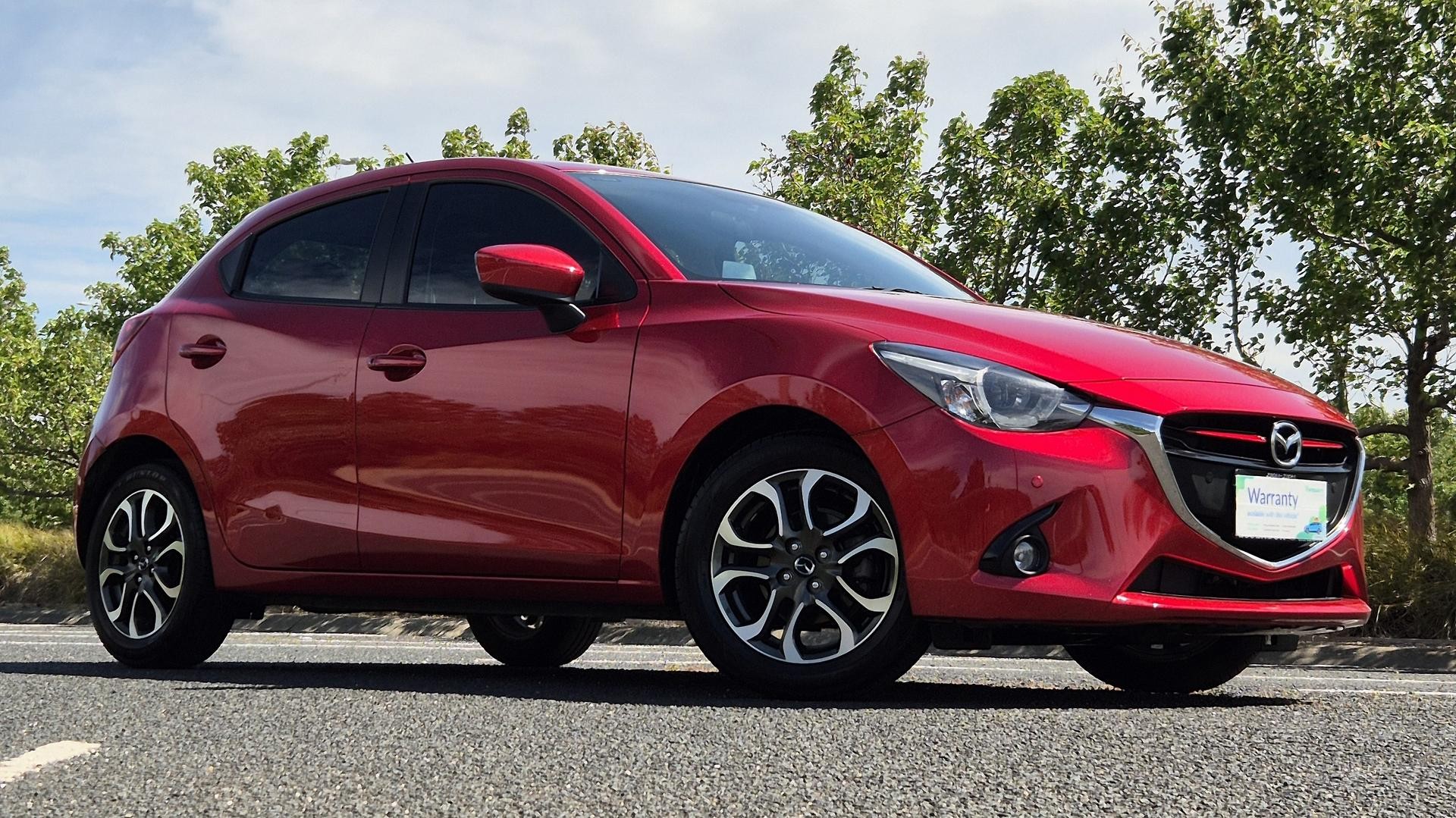 Mazda 2 image 1