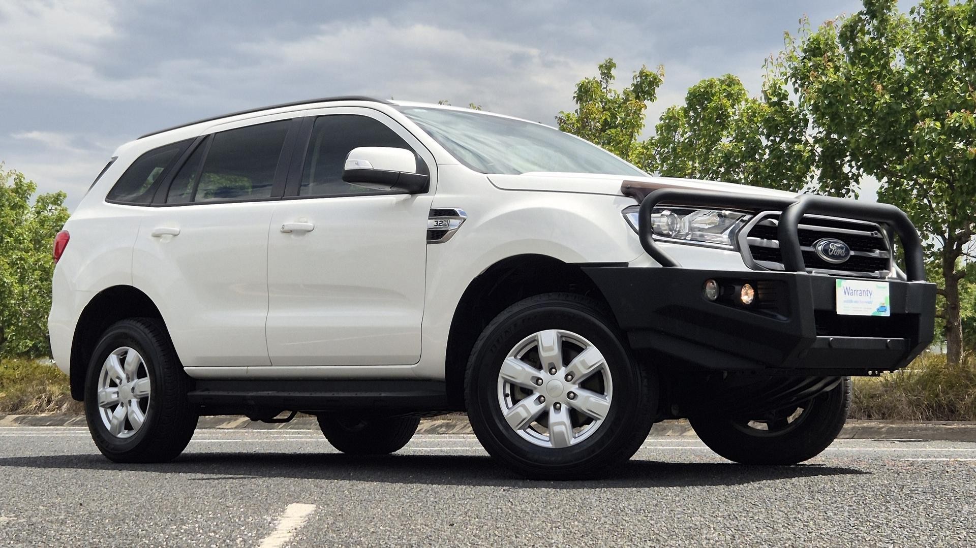 Ford Everest image 1