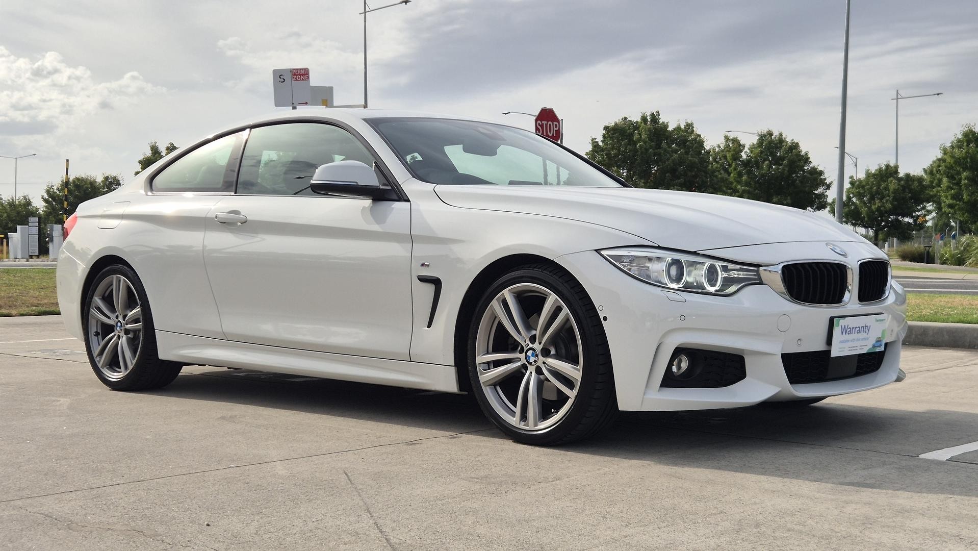 BMW 4 Series image 2