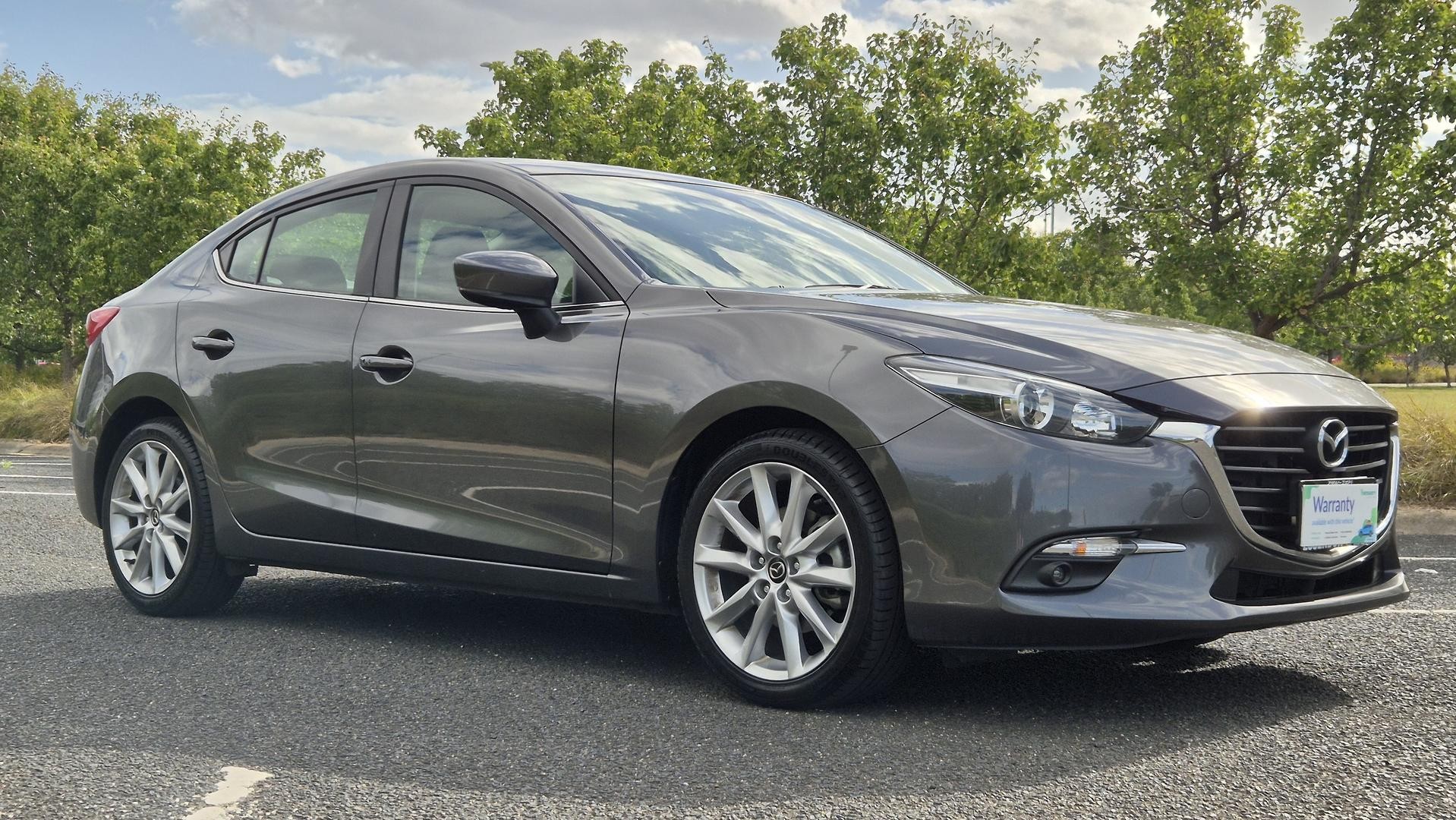 Mazda 3 image 2