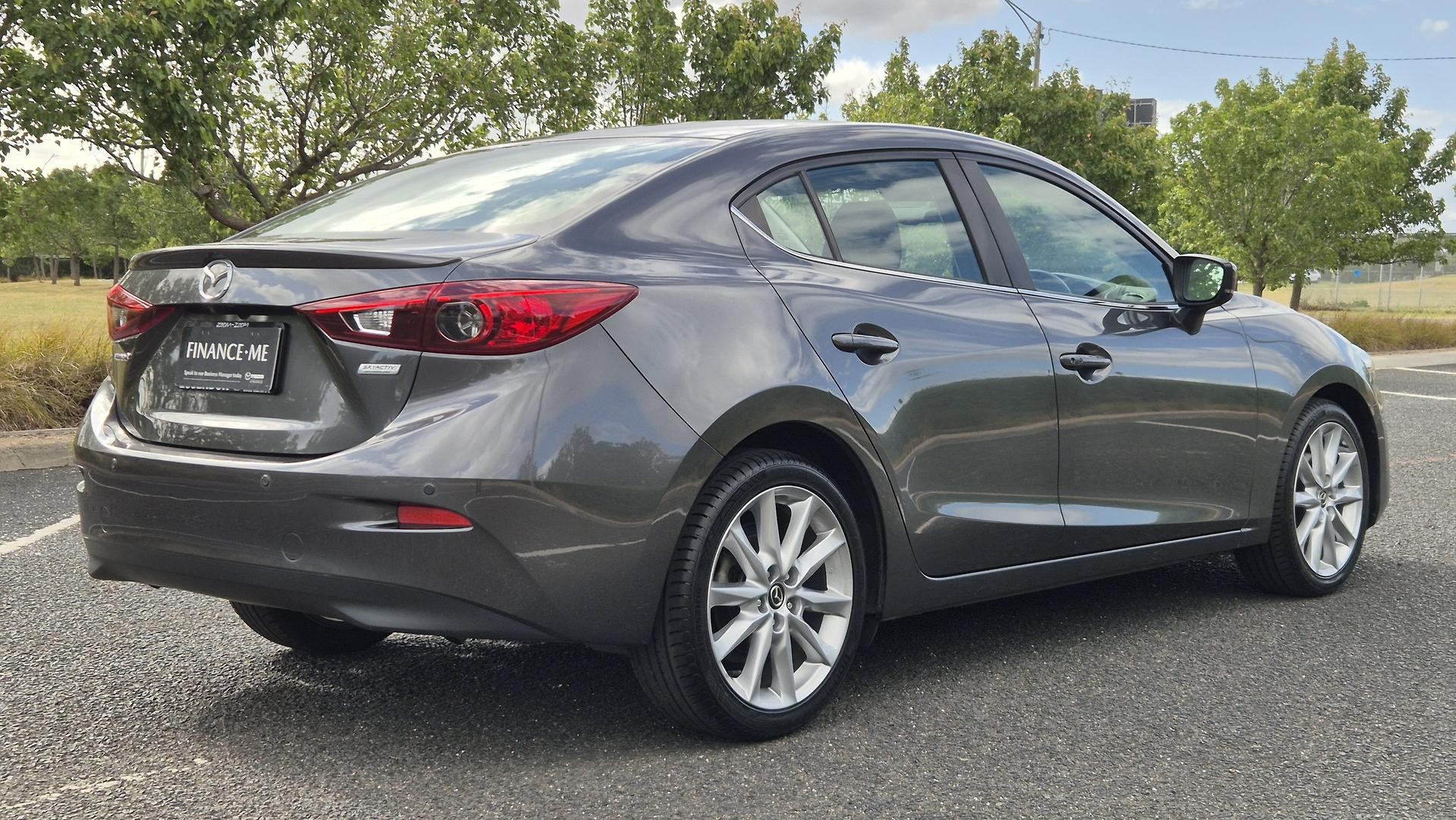 Mazda 3 image 4