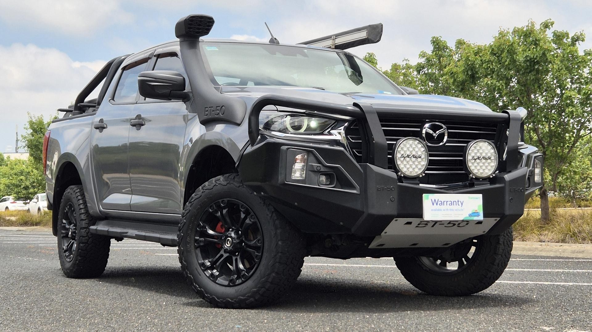 Mazda Bt-50 image 1