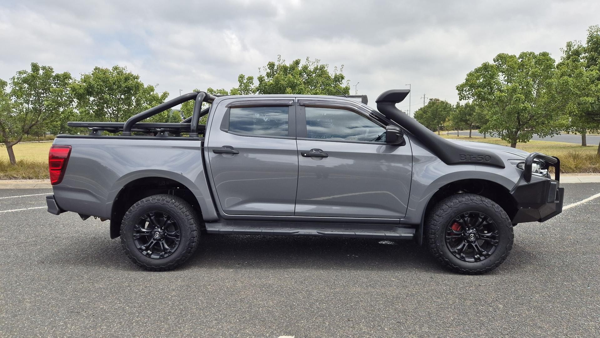 Mazda Bt-50 image 3