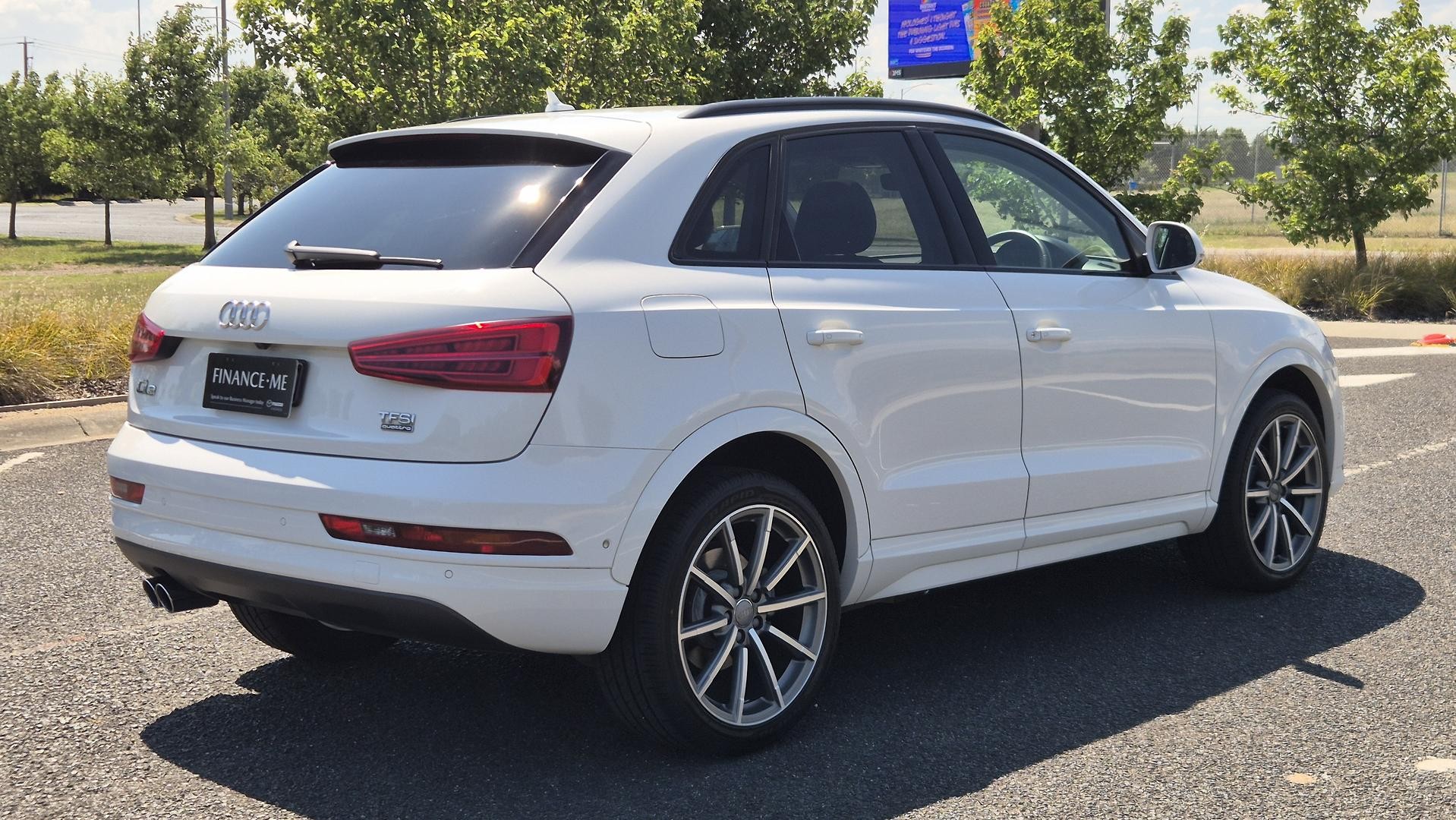 Audi Q3 image 4