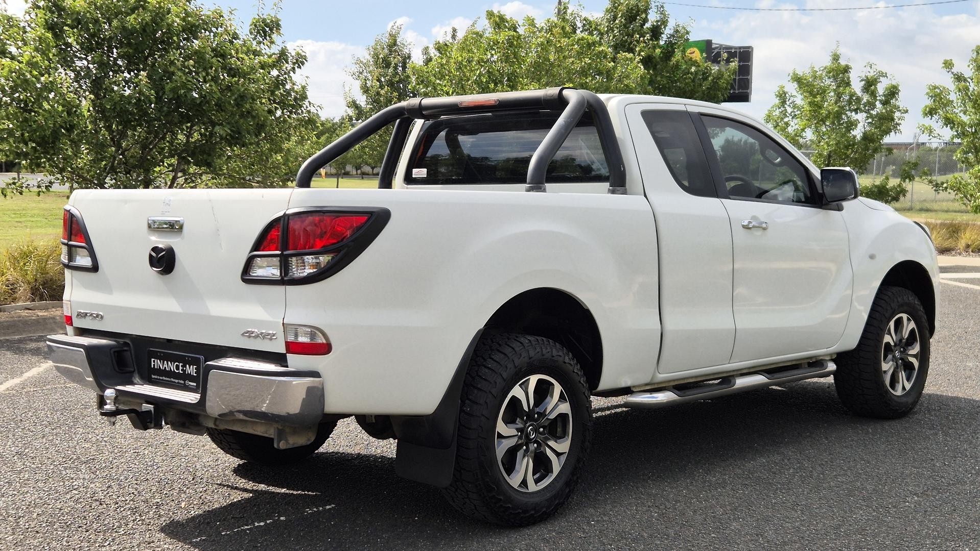 Mazda Bt-50 image 4