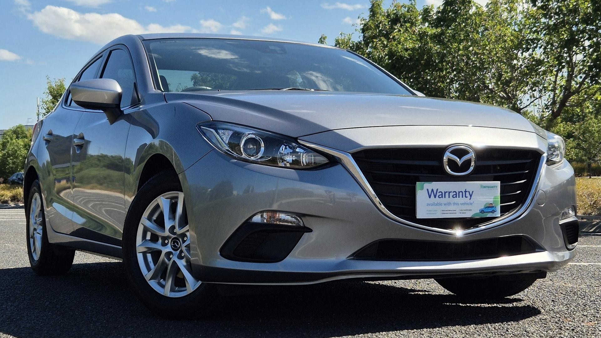 Mazda 3 image 1