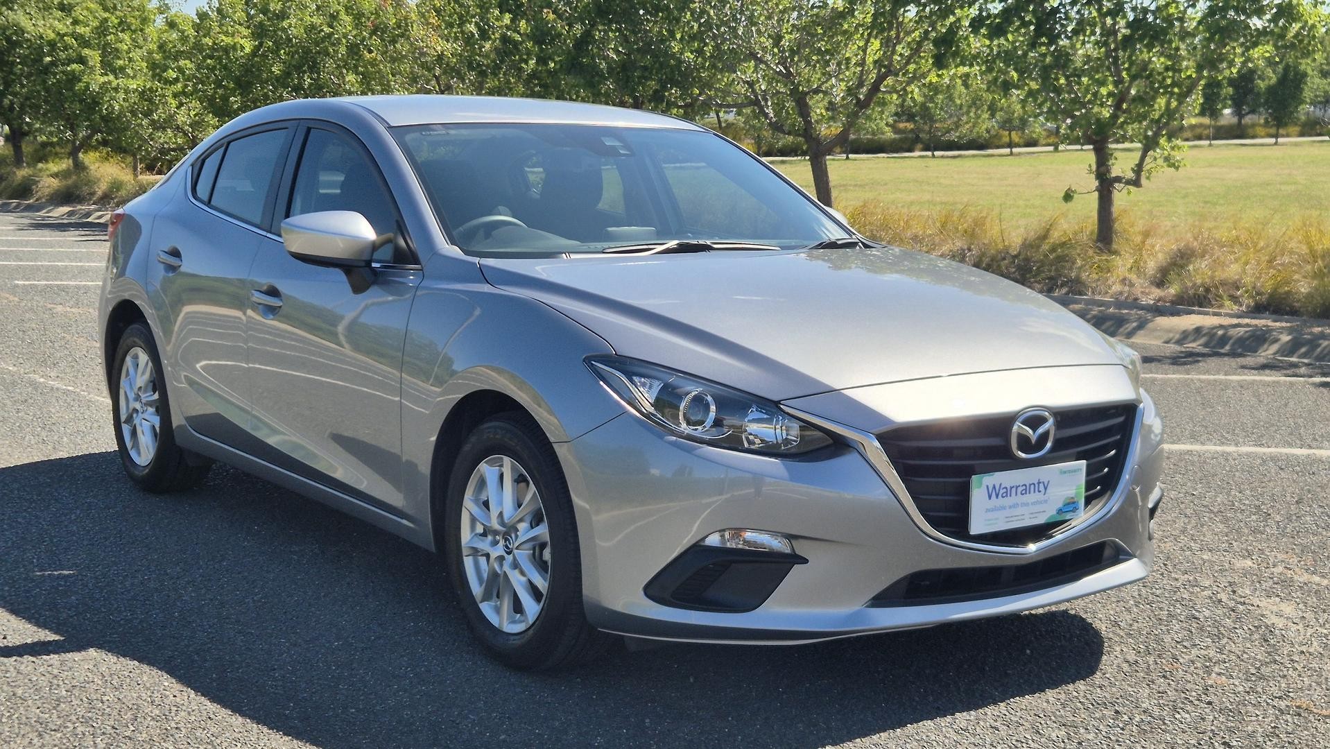 Mazda 3 image 2