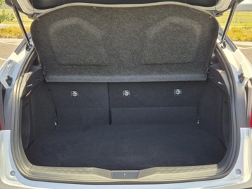 https://dvg-vehicle-assets.s3.amazonaws.com/W012574/2659y4plo7cigyxda1cxszalc.jpg