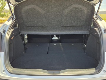 https://dvg-vehicle-assets.s3.amazonaws.com/W012574/6cf7kquhitgeuajfphf3zwjw1.jpg