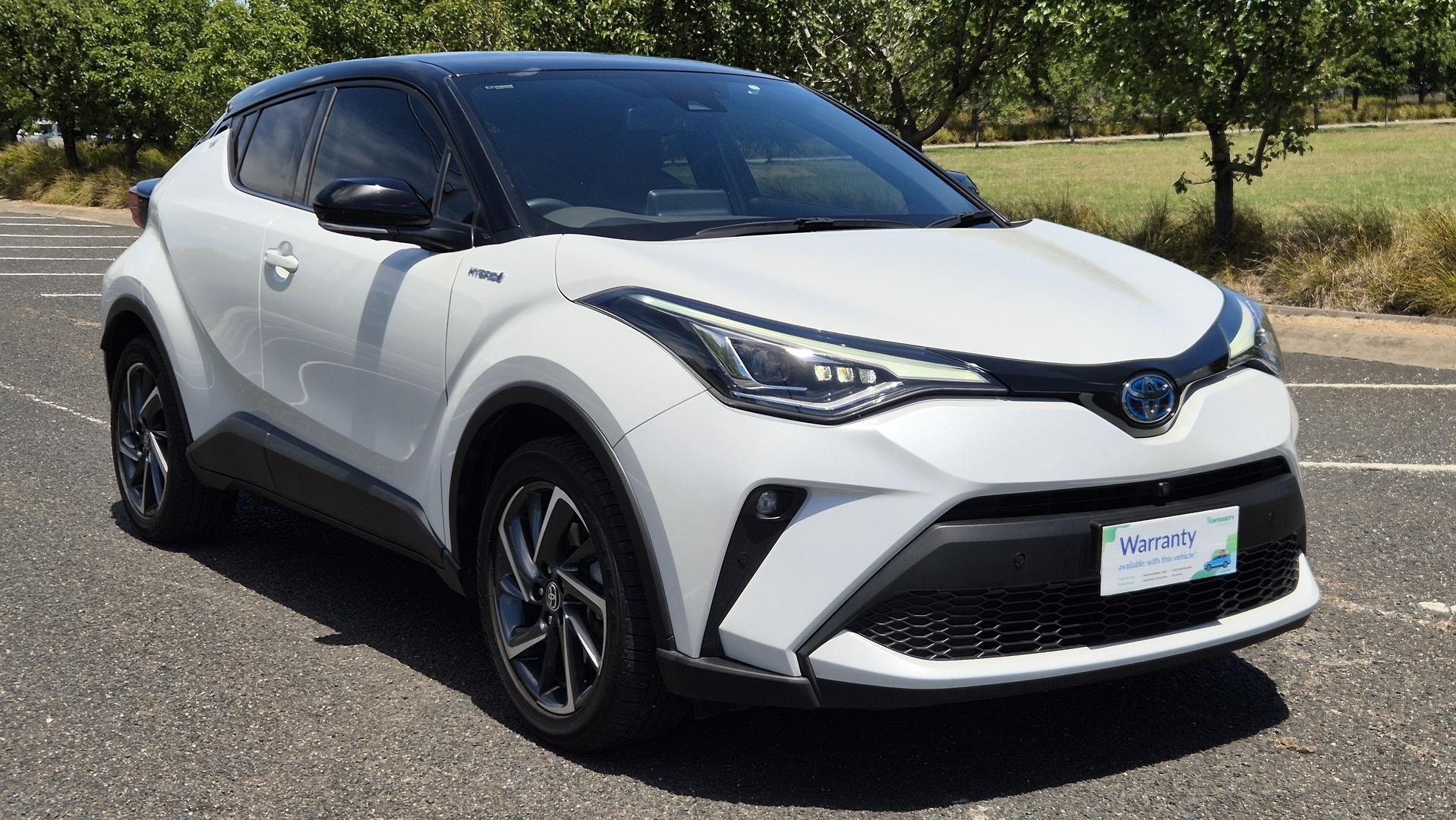 Toyota C-hr image 2