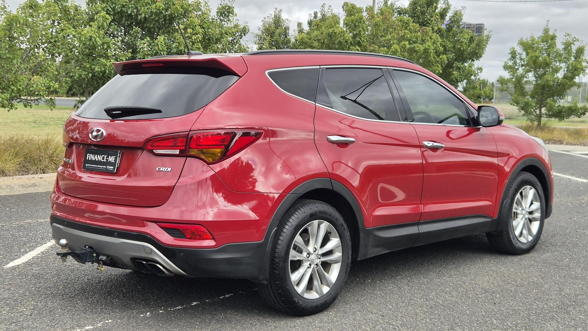 Hyundai Santa Fe image 4