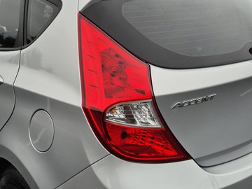 https://dvg-vehicle-assets.s3.amazonaws.com/W012583/9659qtsbb515sxm4brvyy93vi.jpg