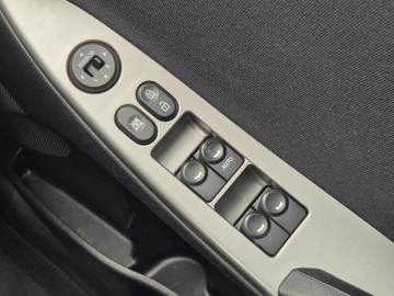 https://dvg-vehicle-assets.s3.amazonaws.com/W012583/9hy04kapv461ttcclb0r7pnx6.jpg