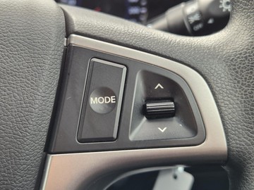 https://dvg-vehicle-assets.s3.amazonaws.com/W012583/d5t3pngt35y936viyum4ul0uw.jpg