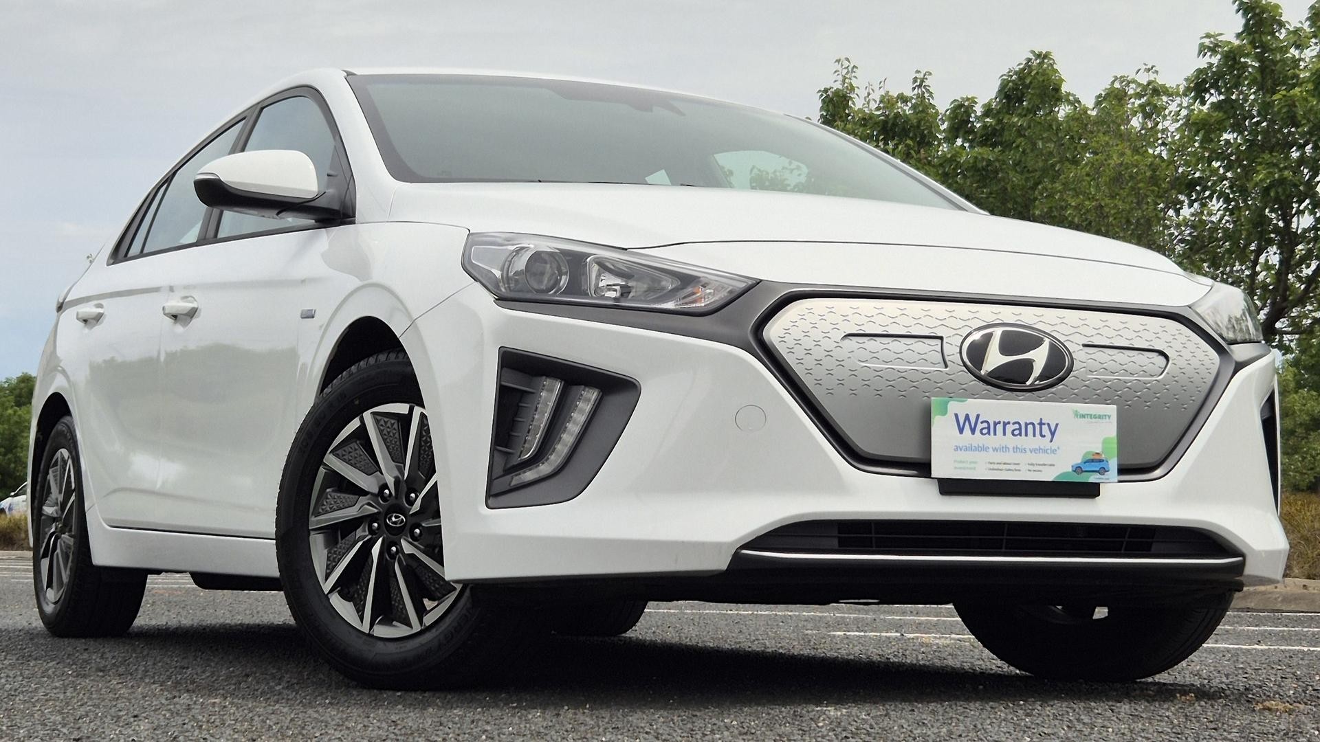 Hyundai Ioniq image 1