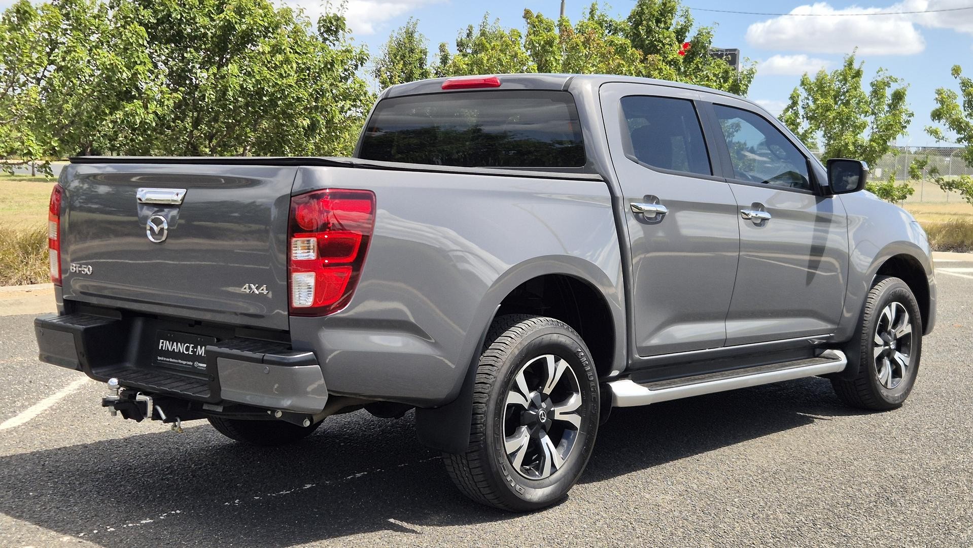 Mazda Bt-50 image 4