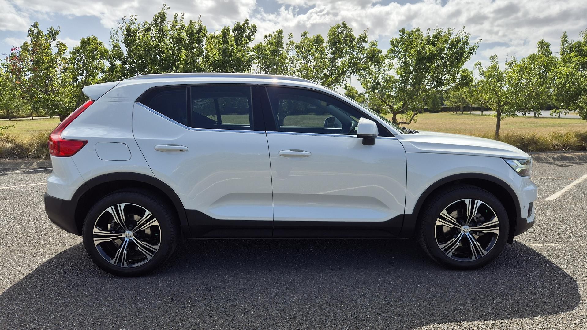 Volvo Xc40 image 3